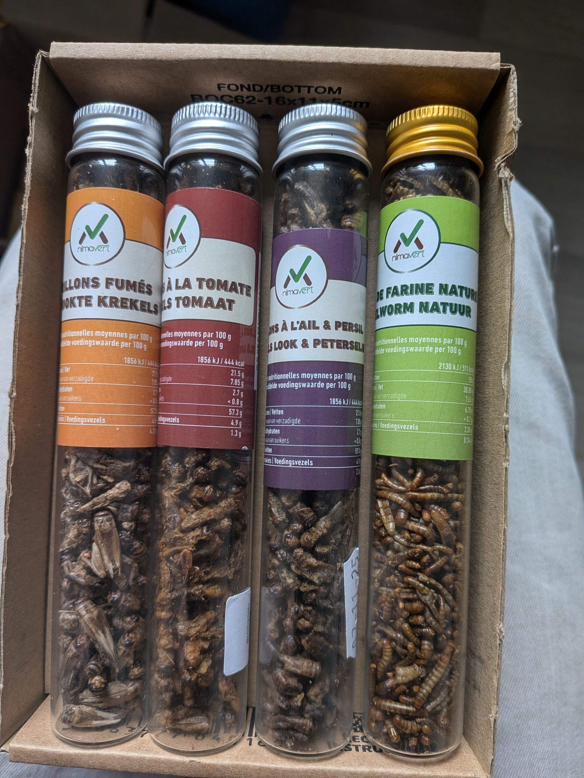 Tubes de vers de farine apéritifs aromatisés, 13 g